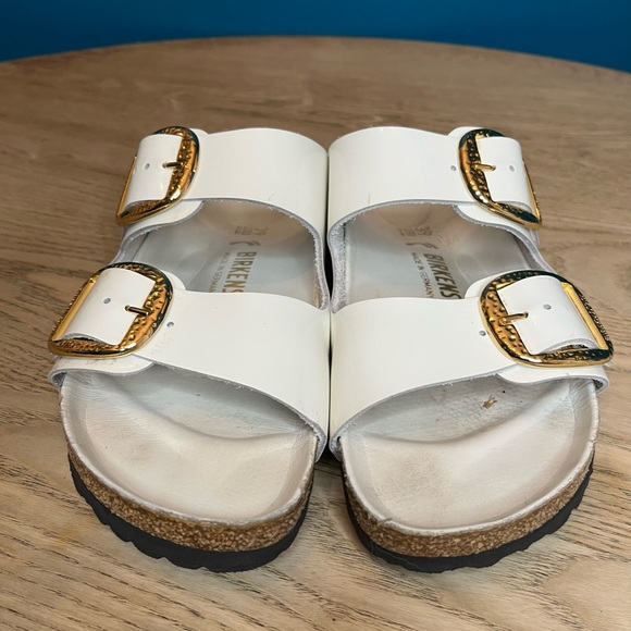 Birkenstock Arizona Big Buckle High Shine Sandals Ivory Patent Leather Size 39/8 - Picture 4 of 10